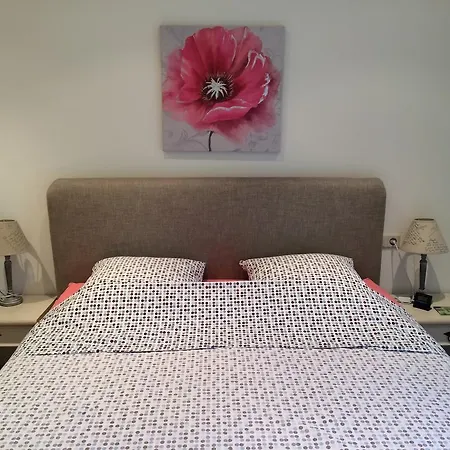 Le Roc Apartment
